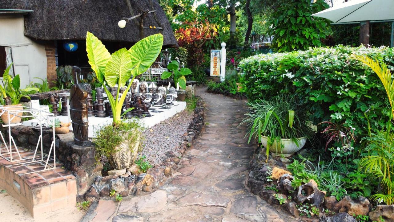 Victoria Falls Backpackers Lodge מראה חיצוני תמונה