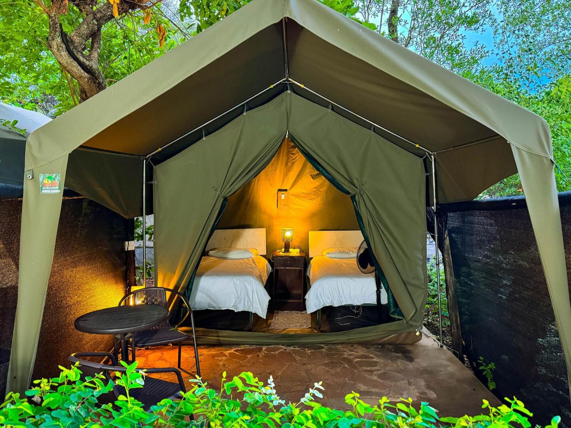 Victoria Falls Backpackers Lodge מראה חיצוני תמונה