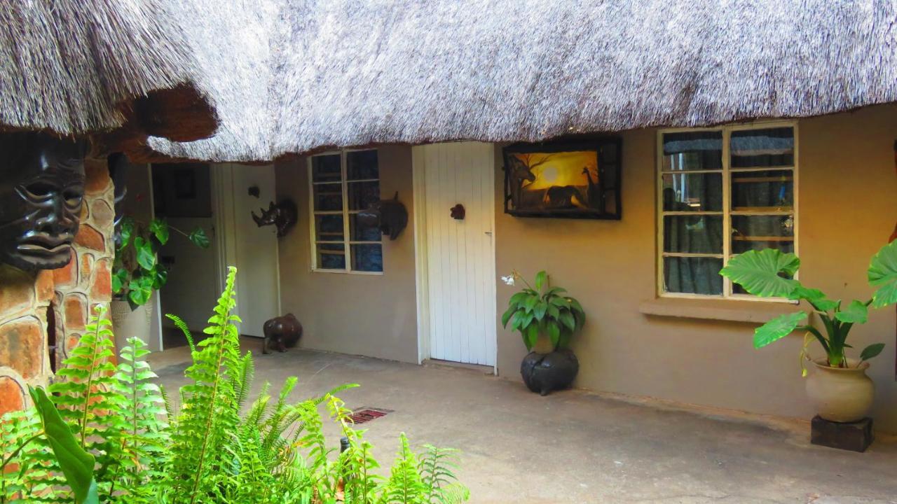 Victoria Falls Backpackers Lodge מראה חיצוני תמונה