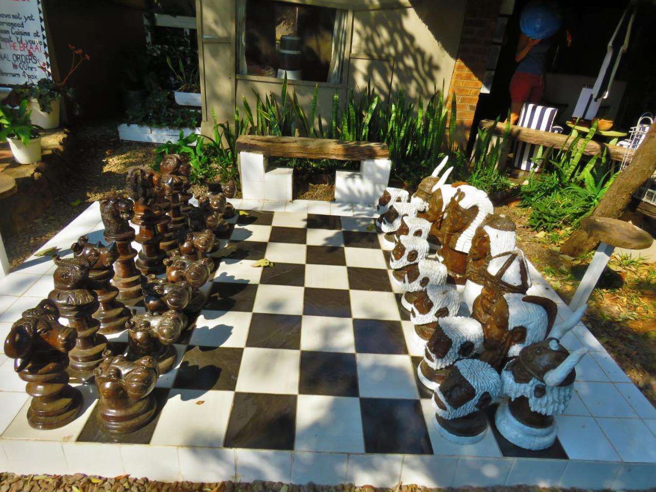 Victoria Falls Backpackers Lodge מראה חיצוני תמונה